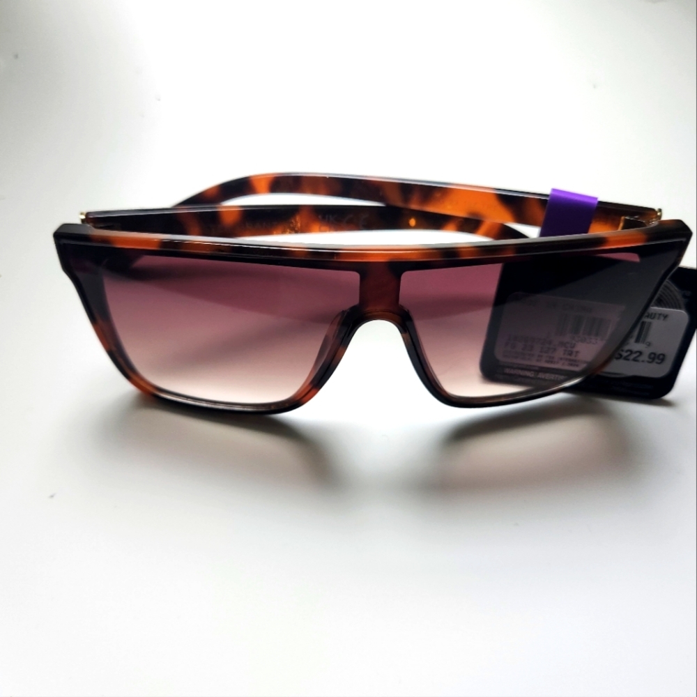 Foster Grant Sunglasses Men Women UV Protection Stylish Lightweight Eyewear Shad